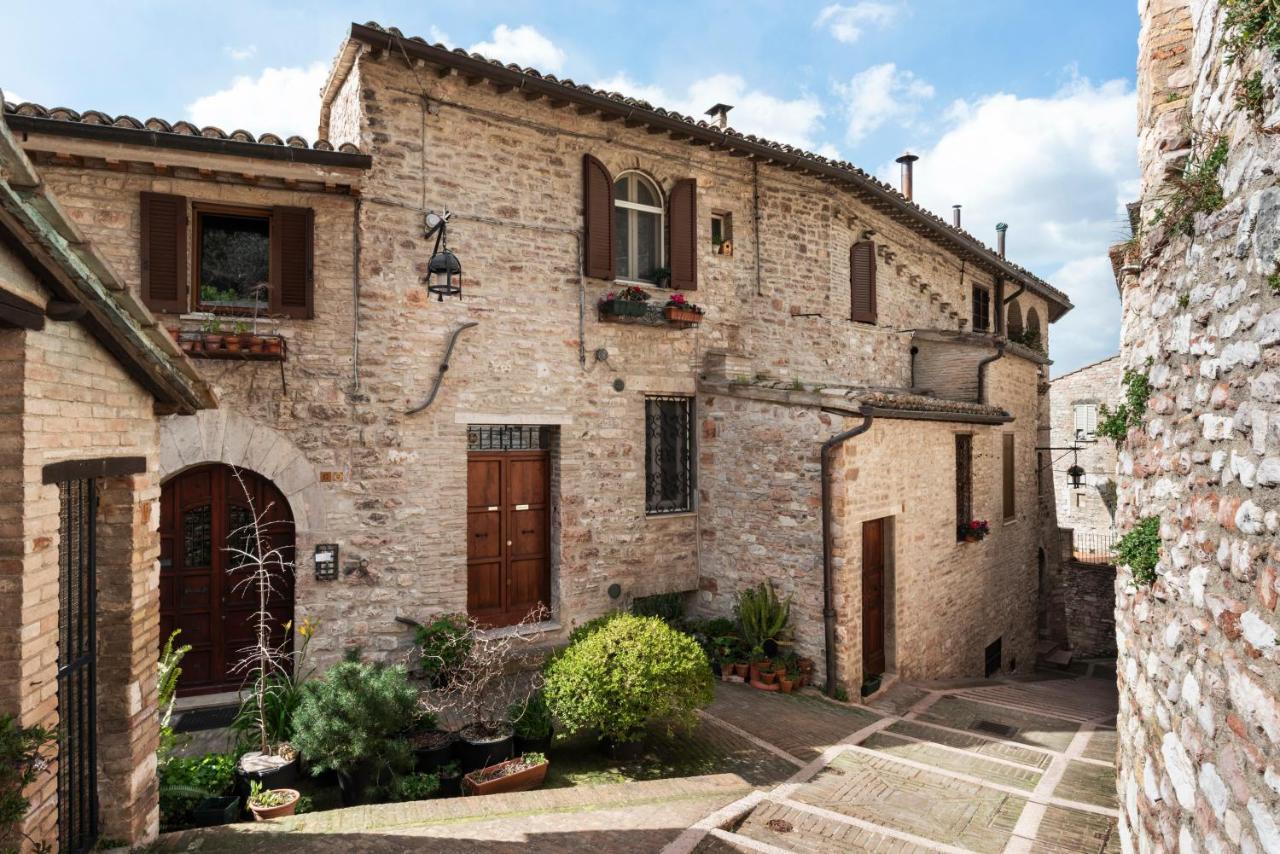 Casa Clara Appartamenti アッシジ エクステリア 写真