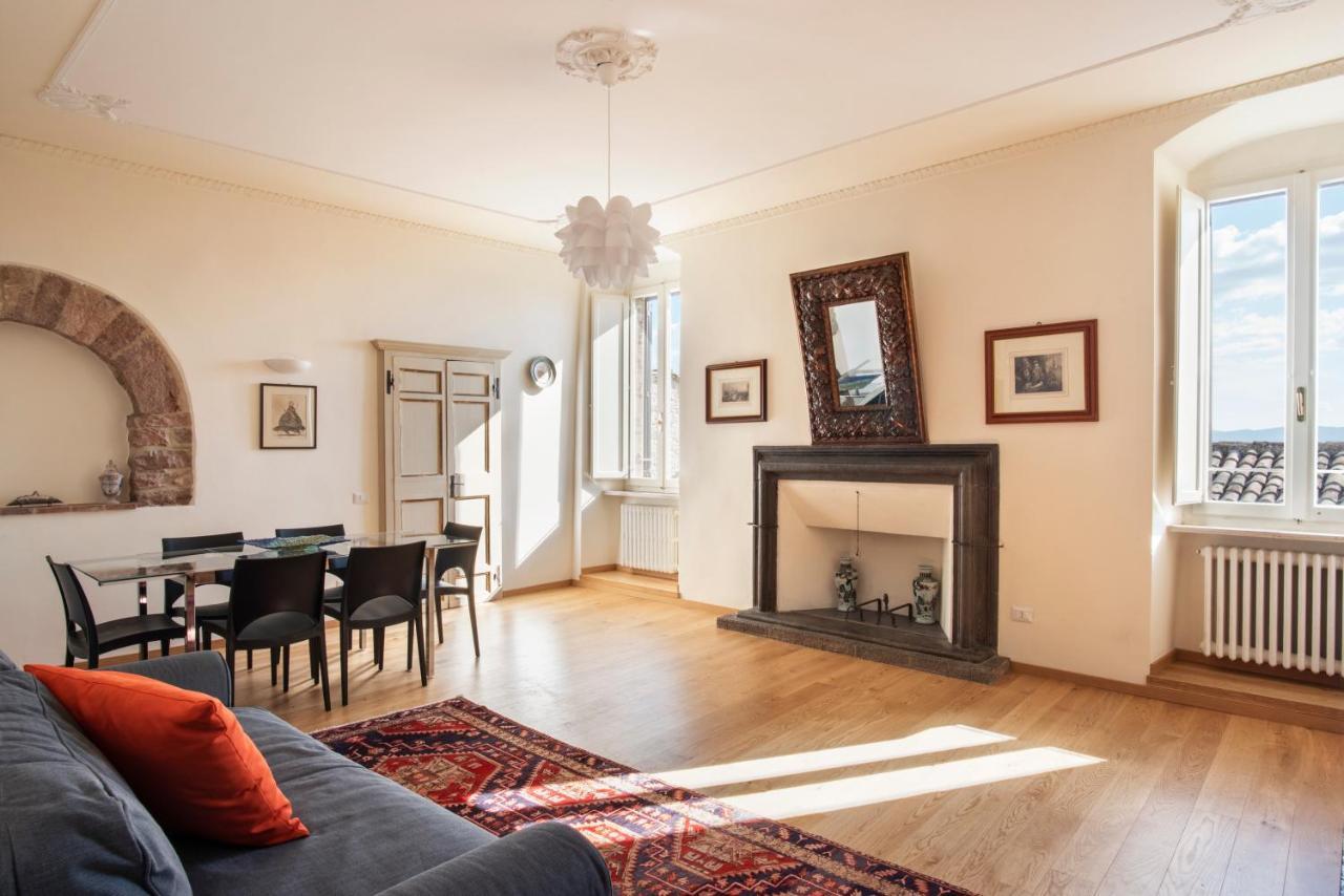 Casa Clara Appartamenti アッシジ エクステリア 写真