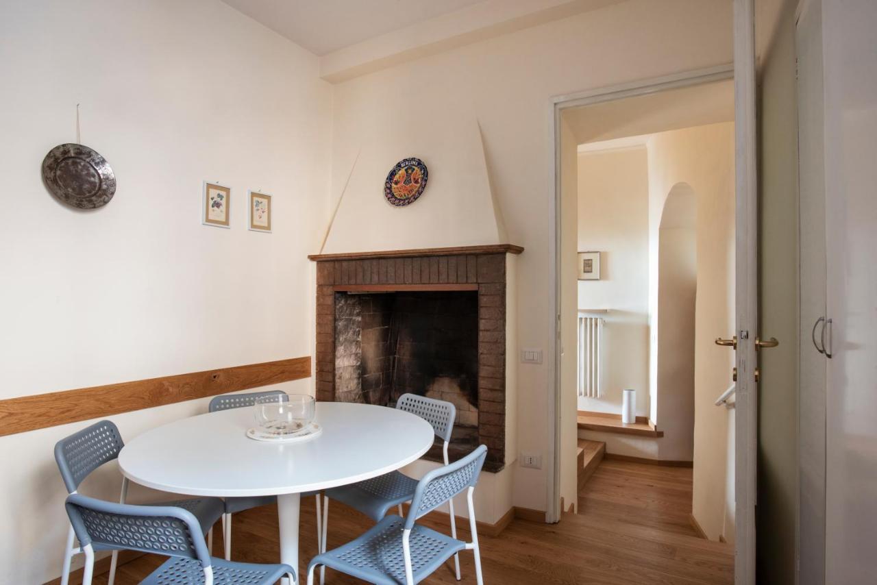 Casa Clara Appartamenti アッシジ エクステリア 写真
