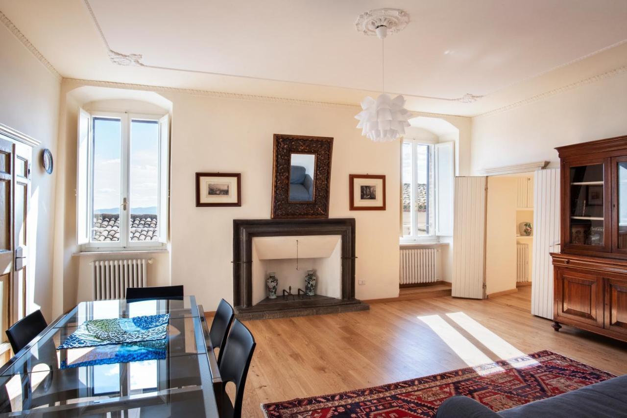 Casa Clara Appartamenti アッシジ エクステリア 写真